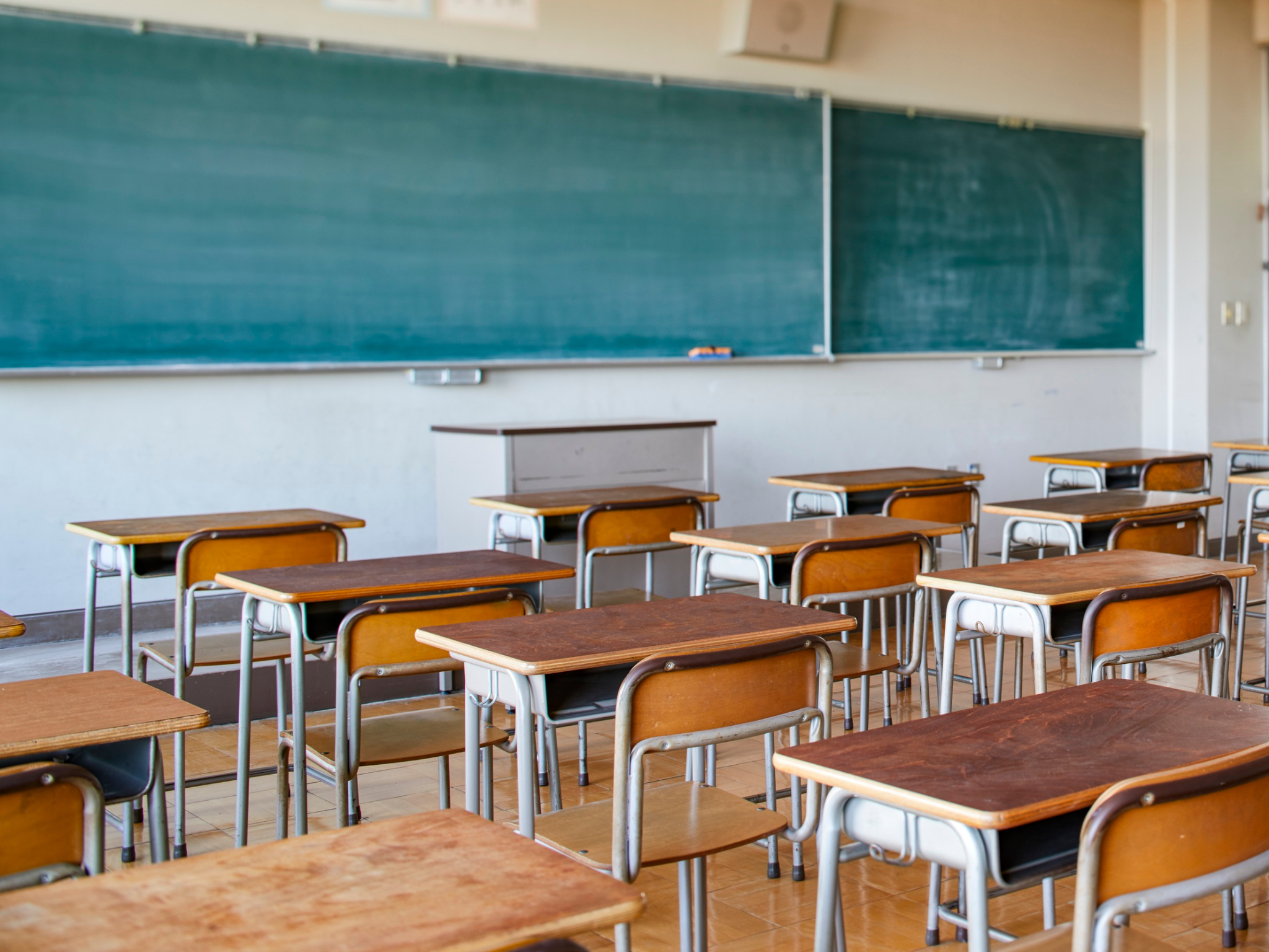 Trường học sử dụng dịch vụ tạp vụ trường học